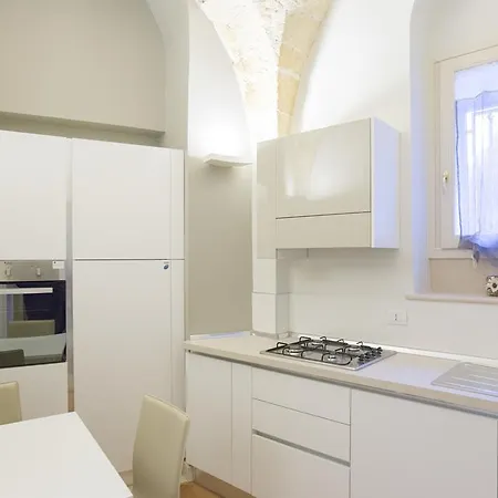 Il Gufo E La Civetta Bed & Breakfast 3*